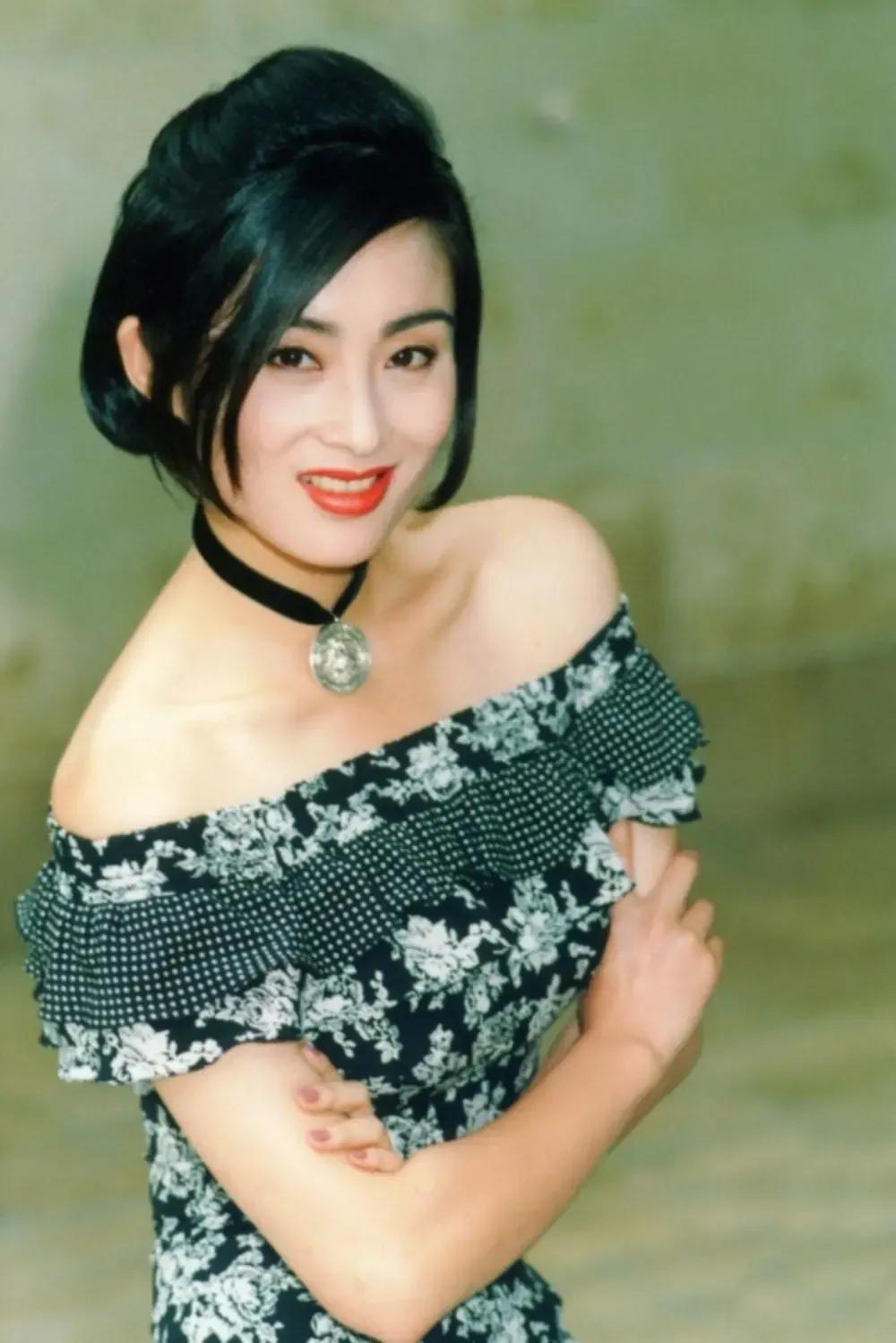 53 Year Old Hong Kong Actress Zhang Min Was Exposed To Marrying