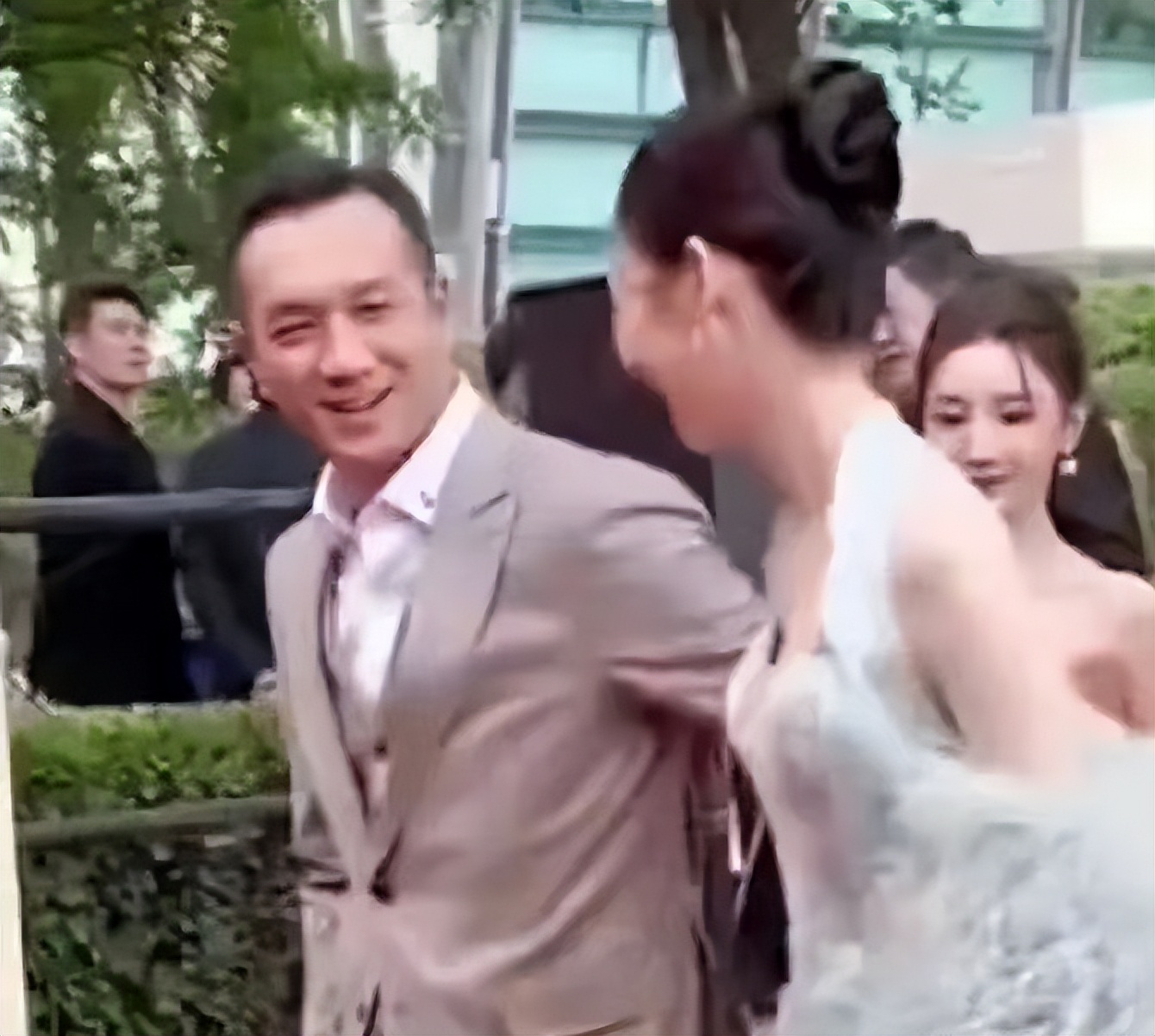 沒想到,這一次48歲黃覺,給「已婚男星」上了一課 - 資訊咖