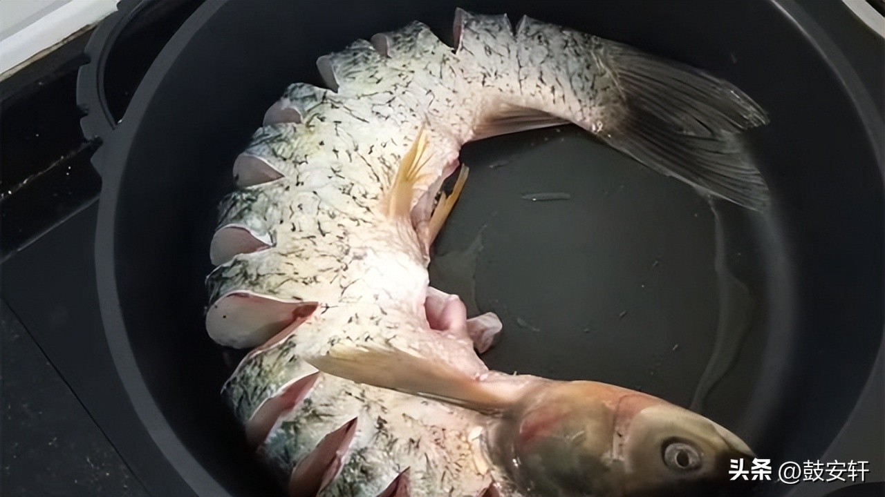 Can eating raw fish gallbladder improve eyesight? The old lady almost