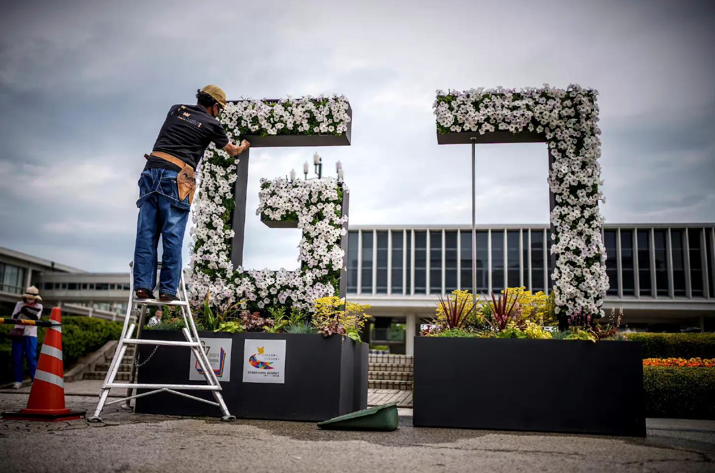 What does G7 Hiroshima intend to do? The new 8+N coalition forces are