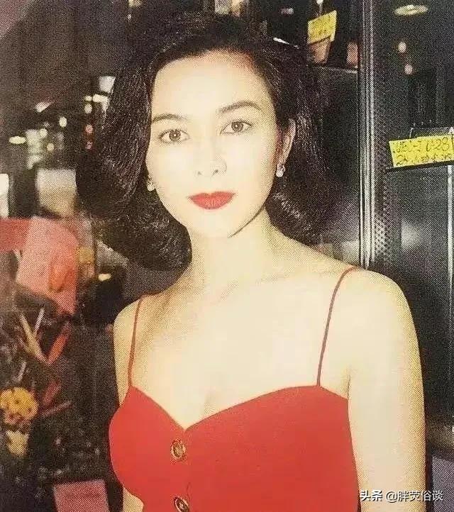 Beautiful Rasolin Kwan When she was young, Rosamund Kwan was really beautiful, and she ...