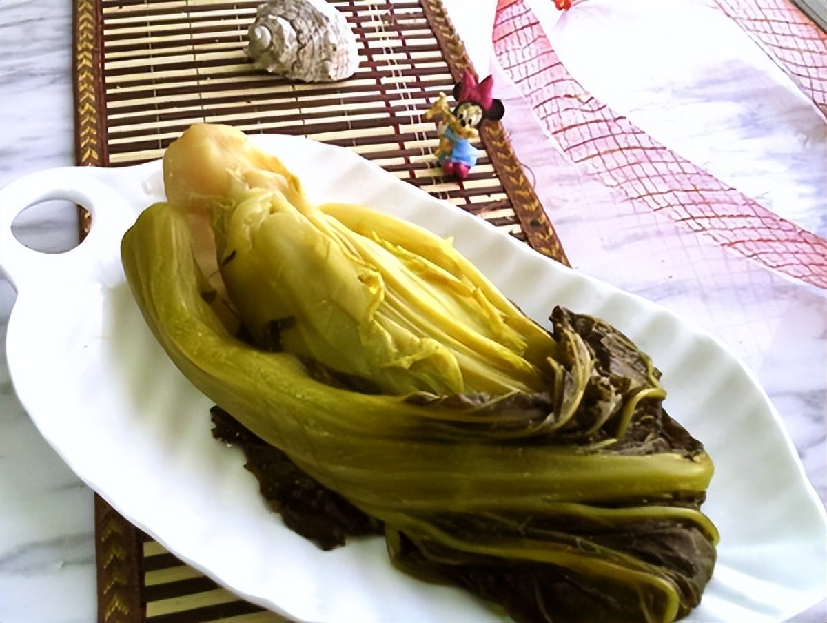 Is sauerkraut an "accelerator" for gout?Warning Keep your mouth shut