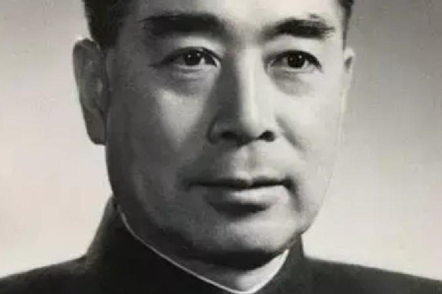 1927年周恩來被捕,審訊他的恰好是他曾經的學生,學生有意放走他 - 頭條匯