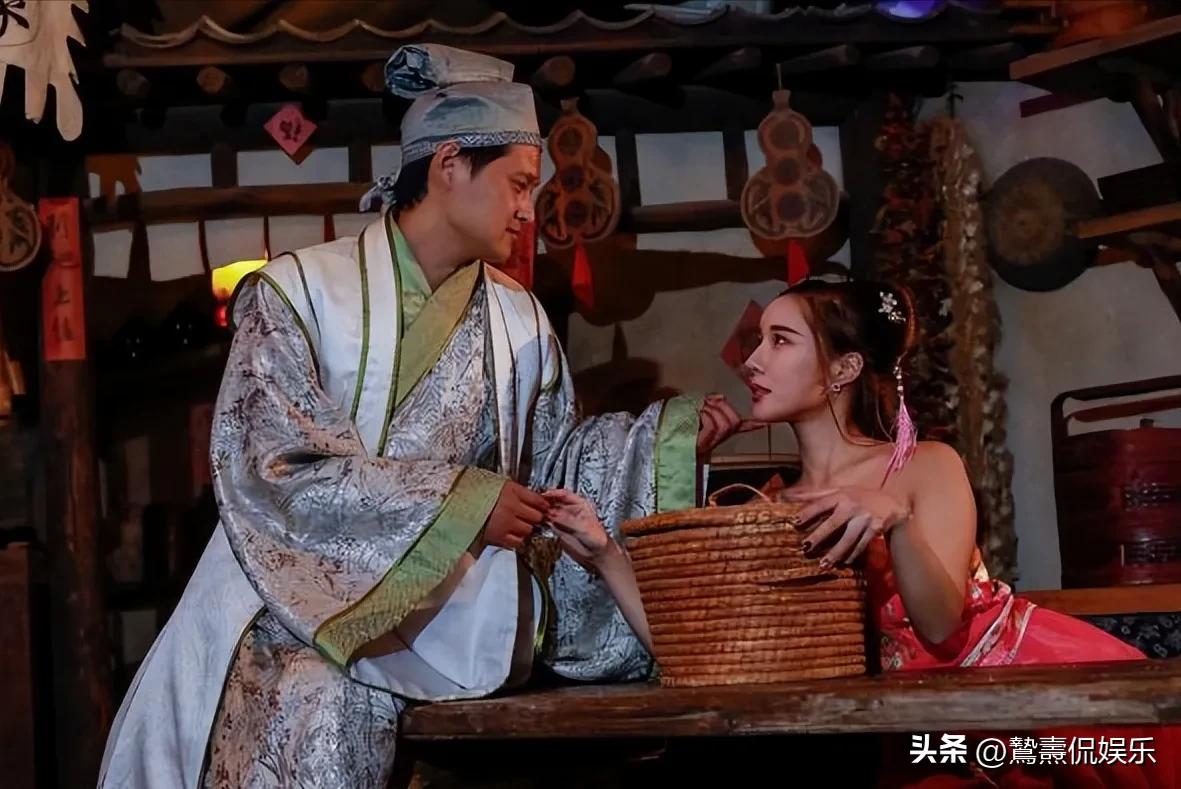 "China's No. 1 Porn Star" Gong Yuefei was called "the most perfect Pan