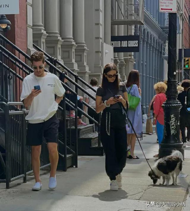 Nina Dobrev and her athlete boyfriend go out for a dog walk iNEWS
