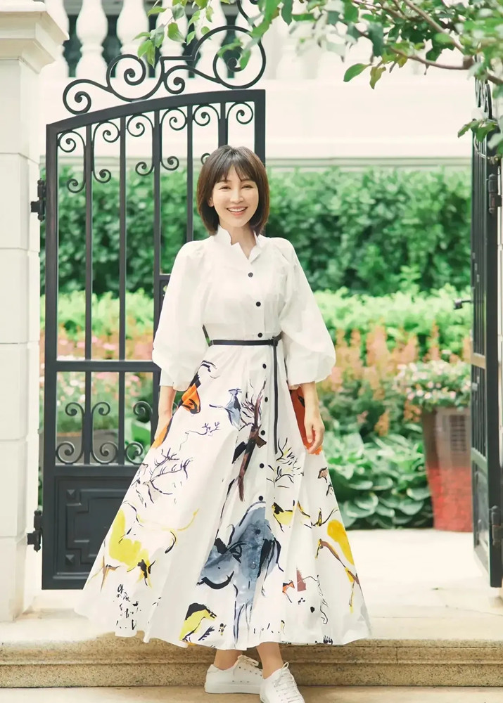 Guo Jingyu seldom posts family portraits!The lovely wife Yue Lina has ...