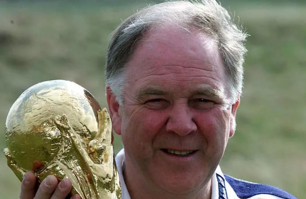 Scottish football legend Craig Brown has died aged 82. - iMedia