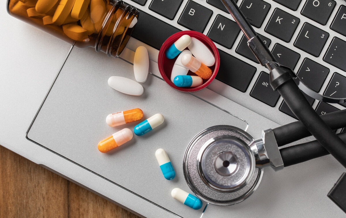 What's the difference between aspirin and rivaroxaban, both can prevent blood clots? iNEWS