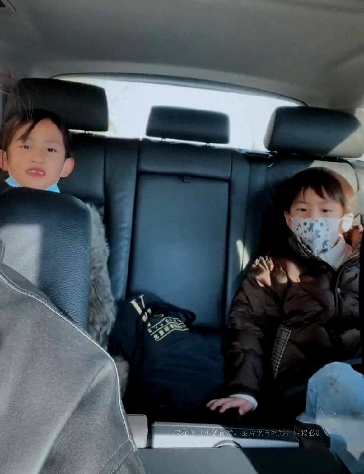 Sun Li took her three children on an ice trip and had fun. 16-year-old ...
