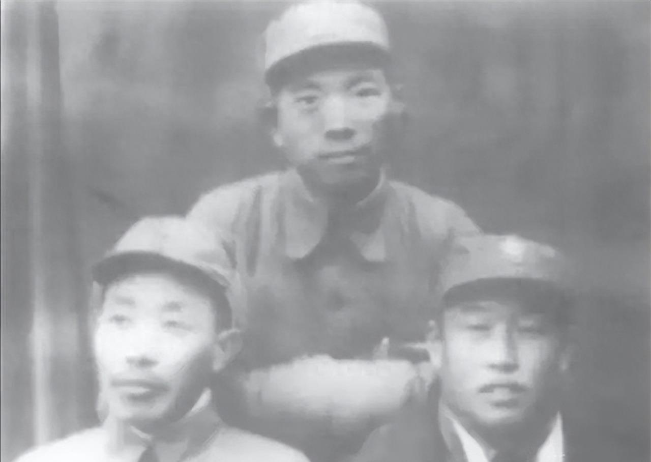 Before crushing the Gang of Four, Hua Guofeng secretly summoned Wu ...