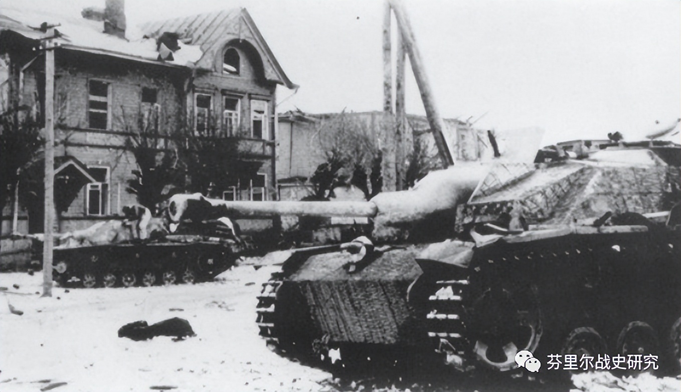 The "armored force" of the Eastern Front Army before the summer