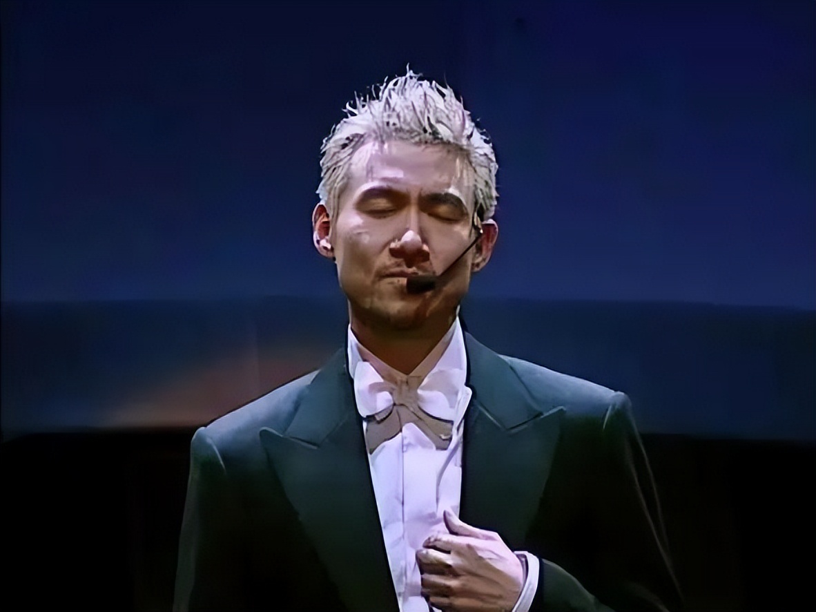 So Ying Feng is still holding a concert? The ticket price is higher ...