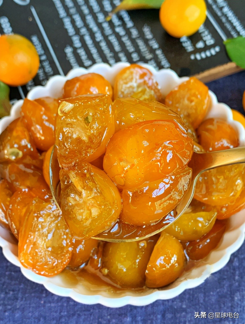 Homemade rock sugar kumquat (a great phlegm resolving effect), the