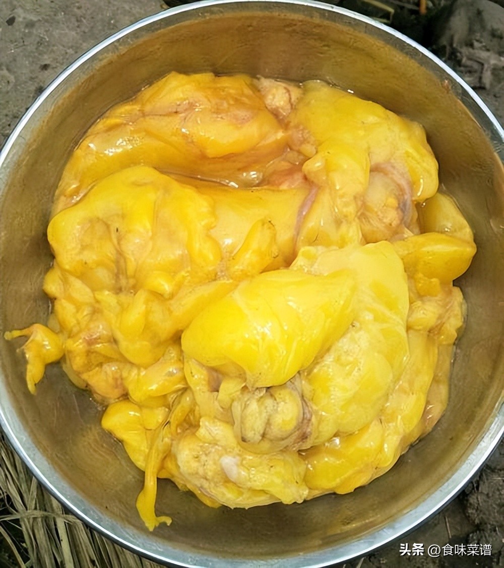 What is chicken fat? What are the uses of chicken fat in the catering