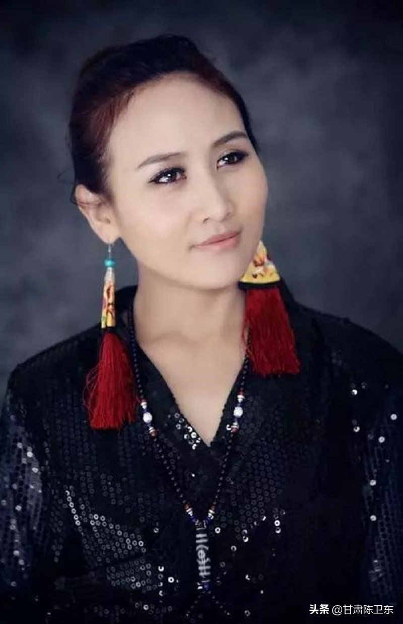 Meeting you is my fate - the road to fame of Tibetan singer Yangjin ...