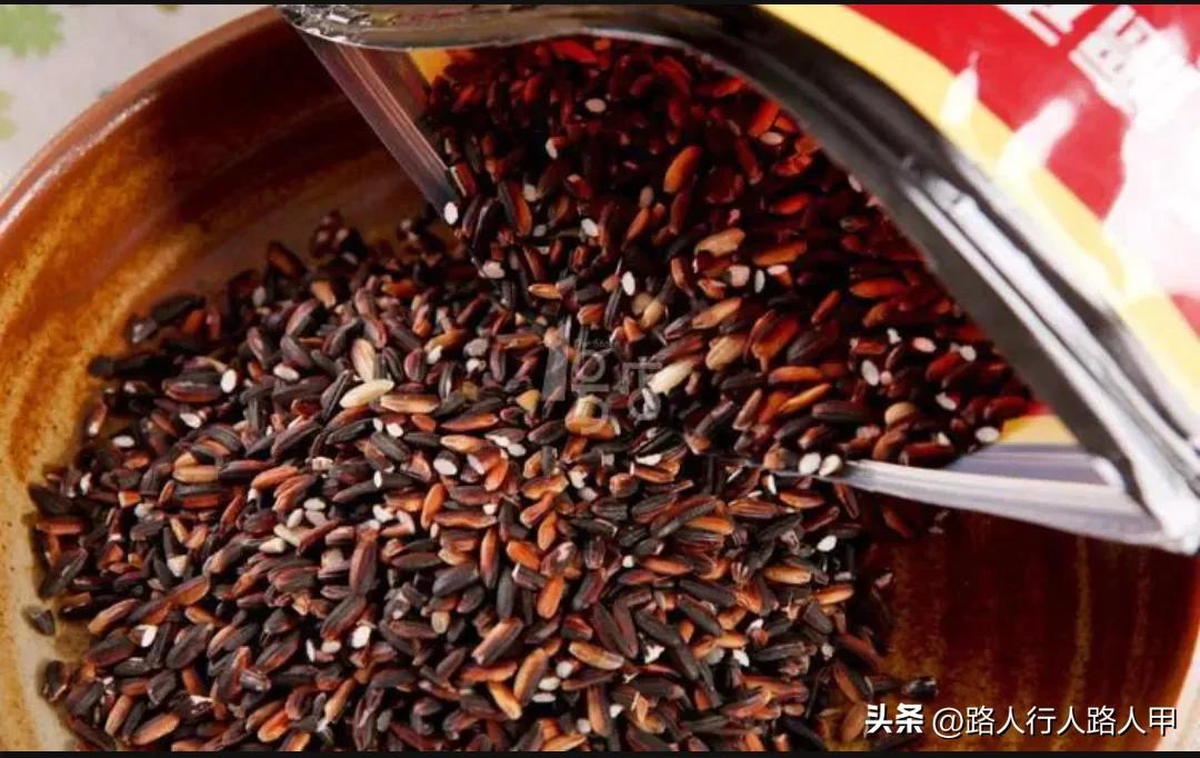 What is the difference between blood glutinous rice, black rice and ...