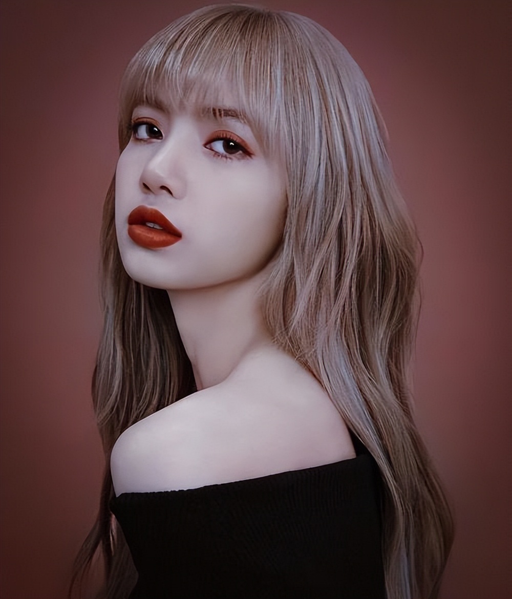 Lisa's contract with YG Entertainment expires: she rejected two ...