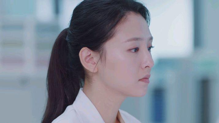 "Light Chaser": Luo Yuan quietly dated Xiong Fei, and Robben began to ...