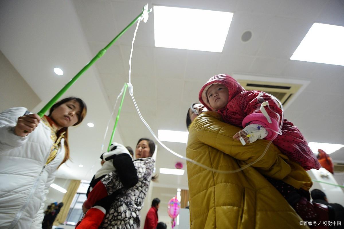 After scalding the baby bottle with boiling water, the child spits and