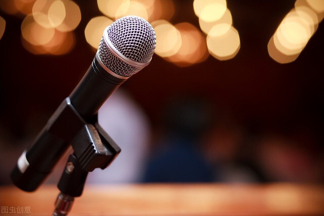 Why do film and television dramas use dubbing?What are the actors doing