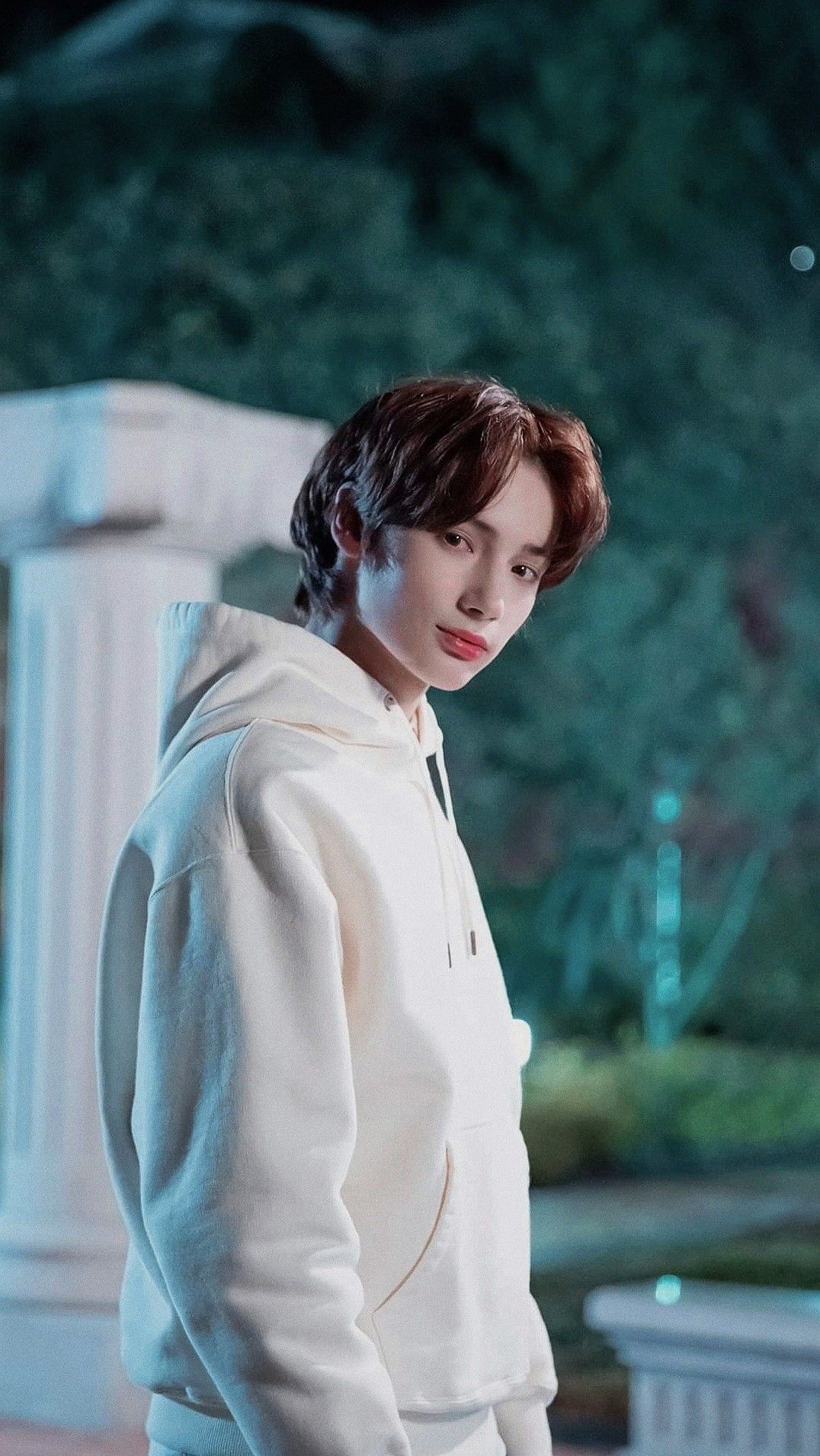 TXT's net worth: Who is the richest person in the group? - iNEWS