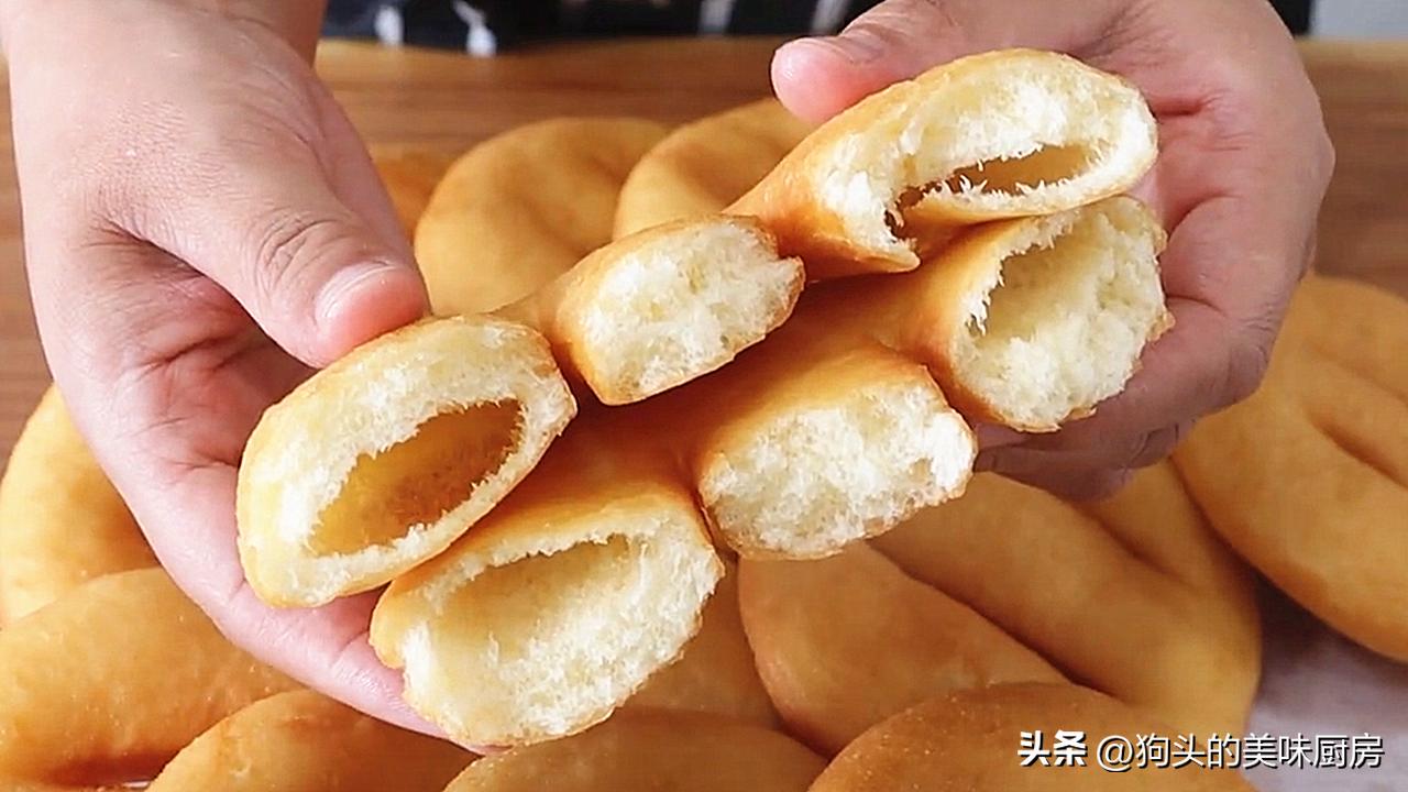 Flour and eggs, grandma's ancestral oil cake method, it will not harden