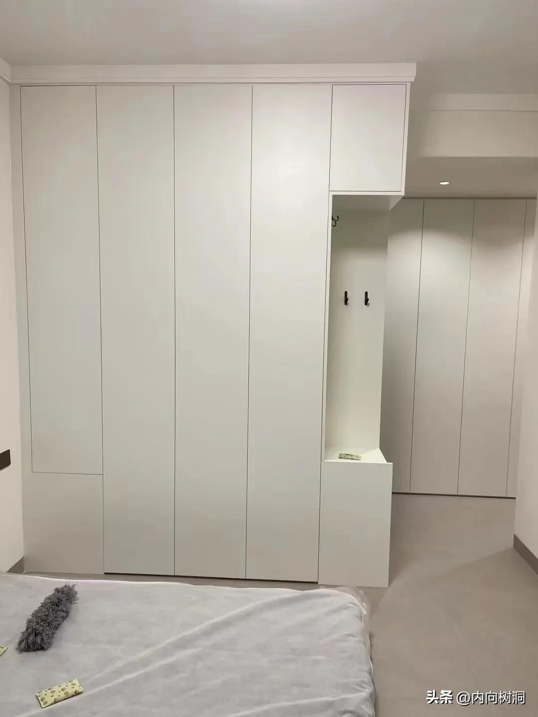 The most difficult thing is to choose furniture for decoration, there