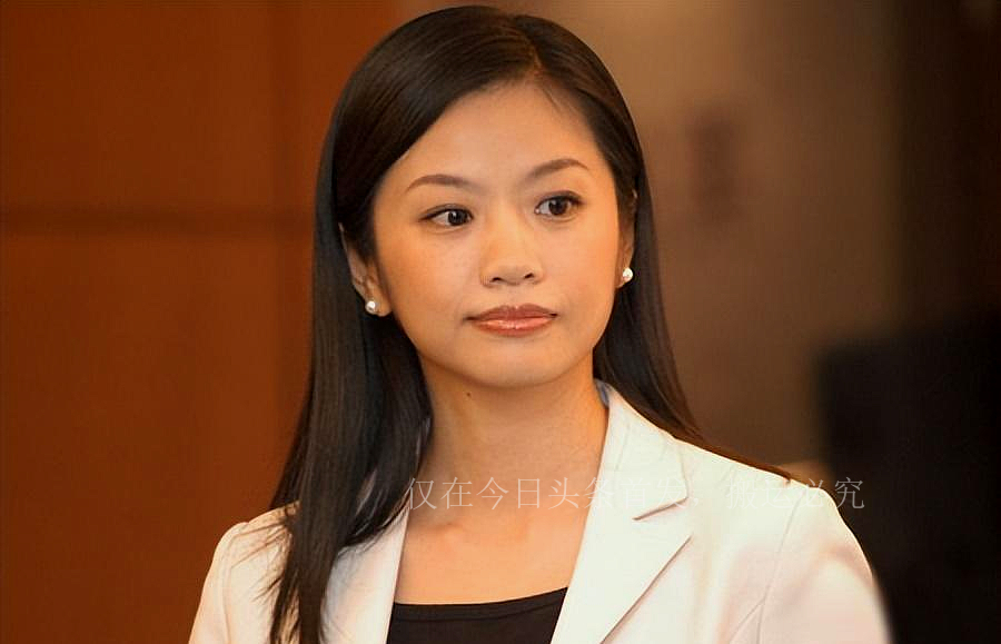 Hui Li Controller Li Hui, the actual controller of Ruixing Coffee: his father is the ...