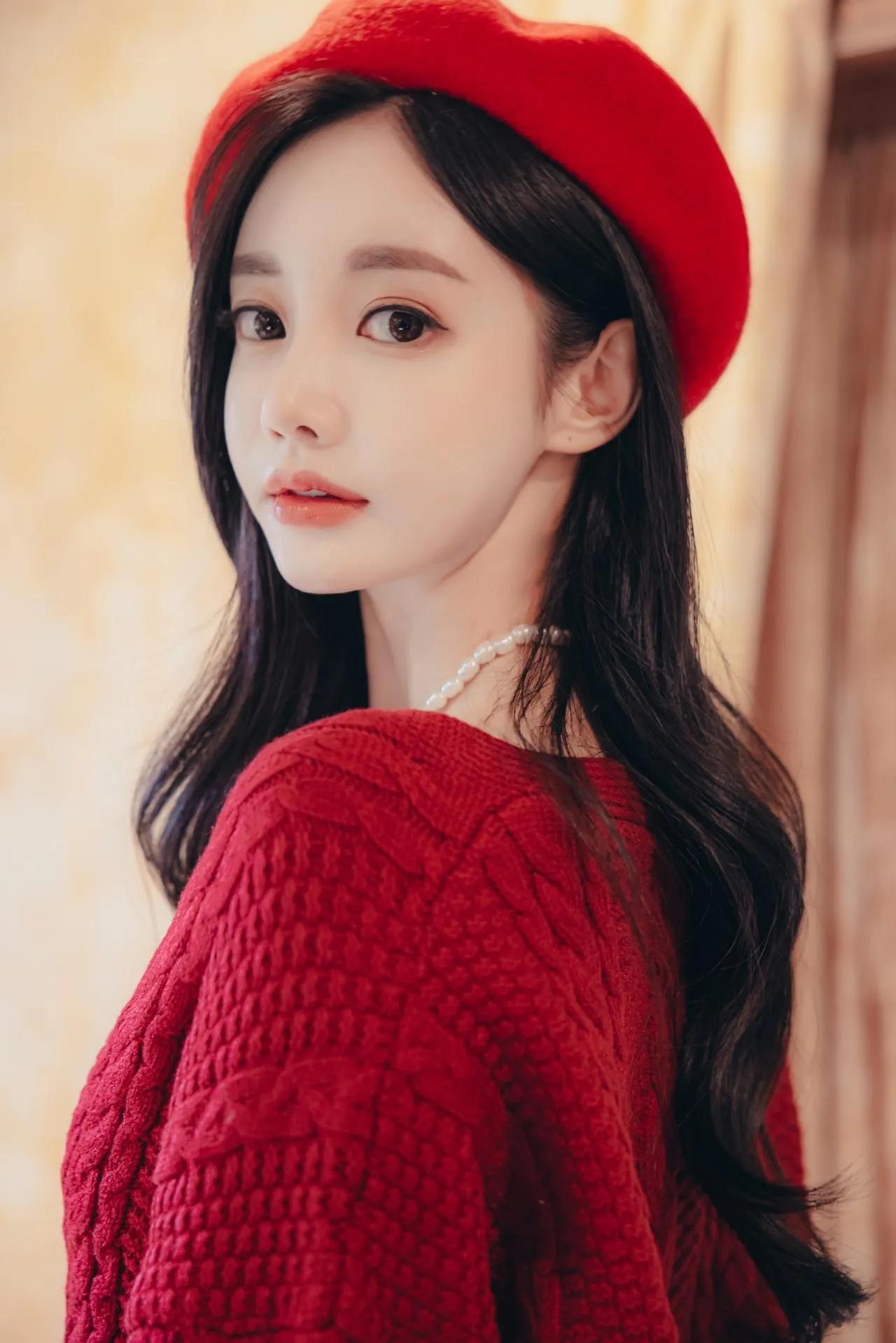 Sun Yunzhu's beautiful picture sharing 0316 - iNEWS