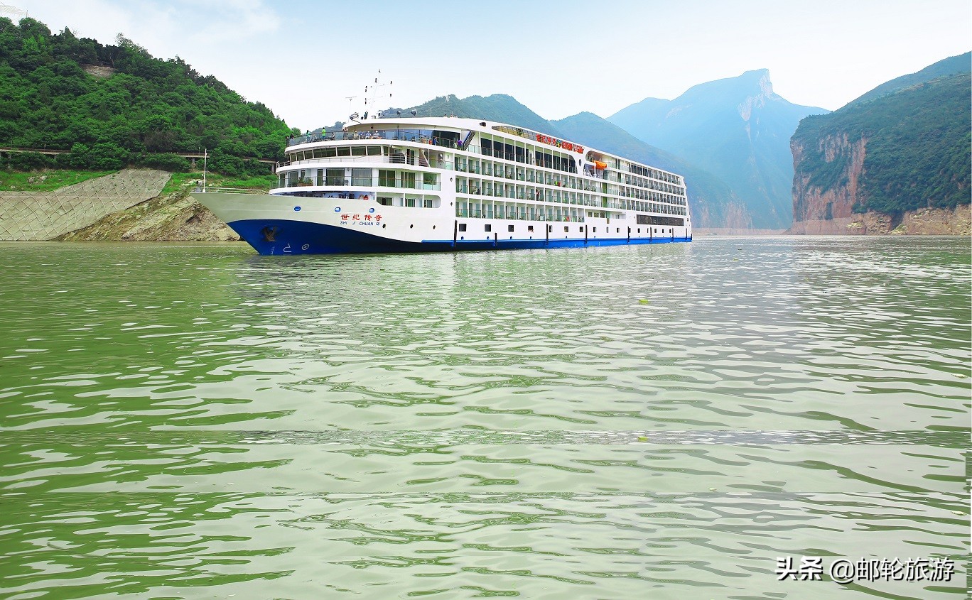 Yangtze River Three Gorges Luxury Cruise, Century Legend Cruise ...