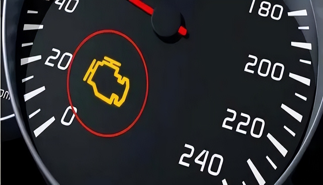 Many people don't know the reason why the car engine fault light is on ...