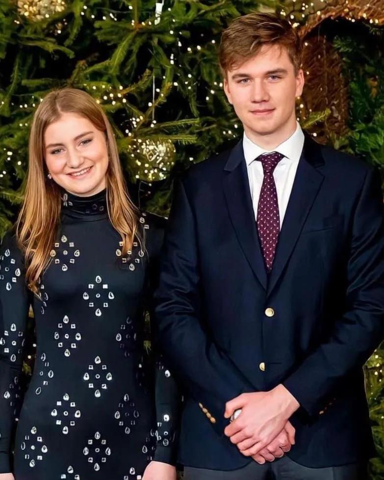 The highest elevation family of the royal family gathers for a concert ...