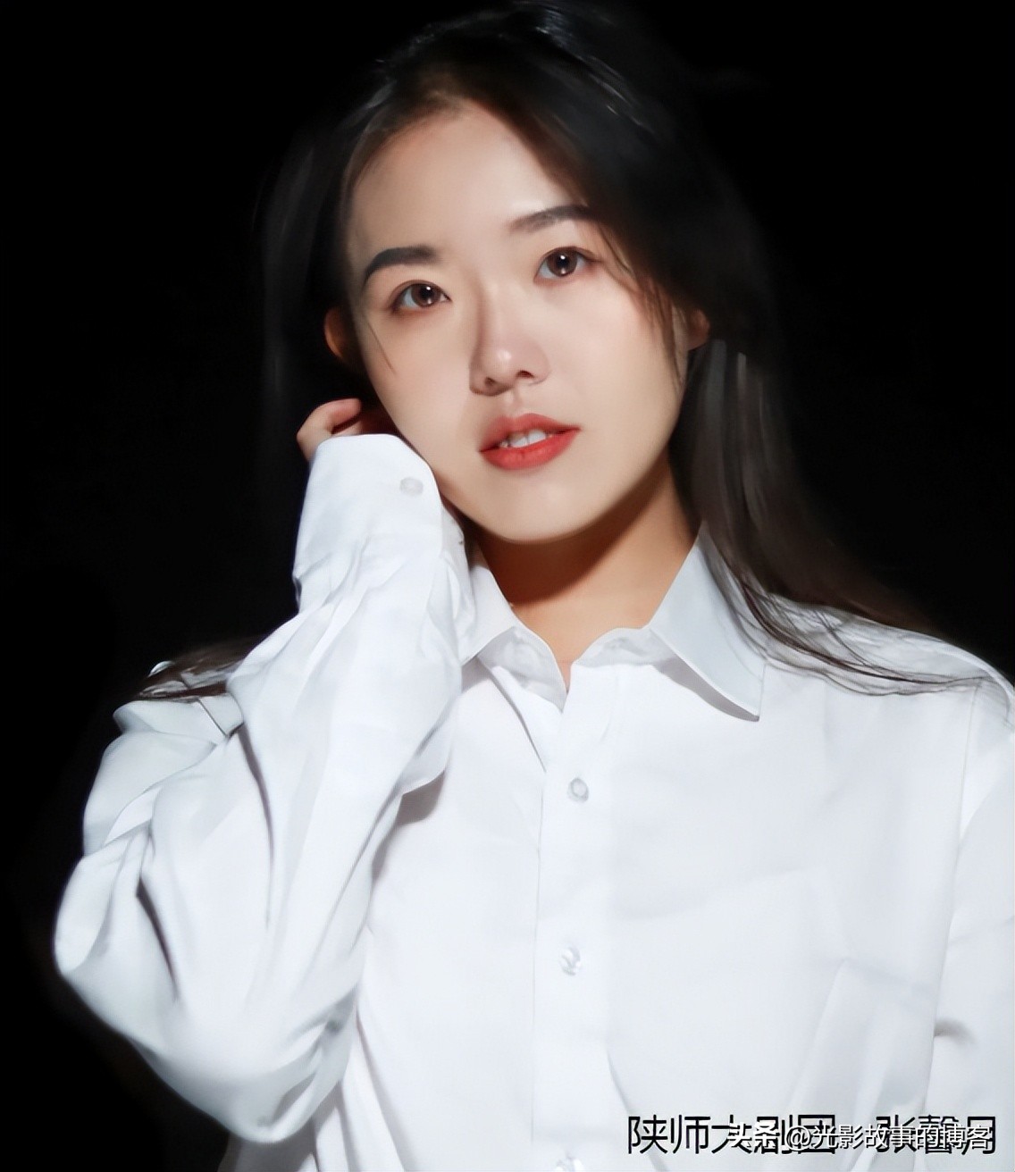 Lu Yuning: The Woman Wearing the Golden Lock in the Iron House—A ...
