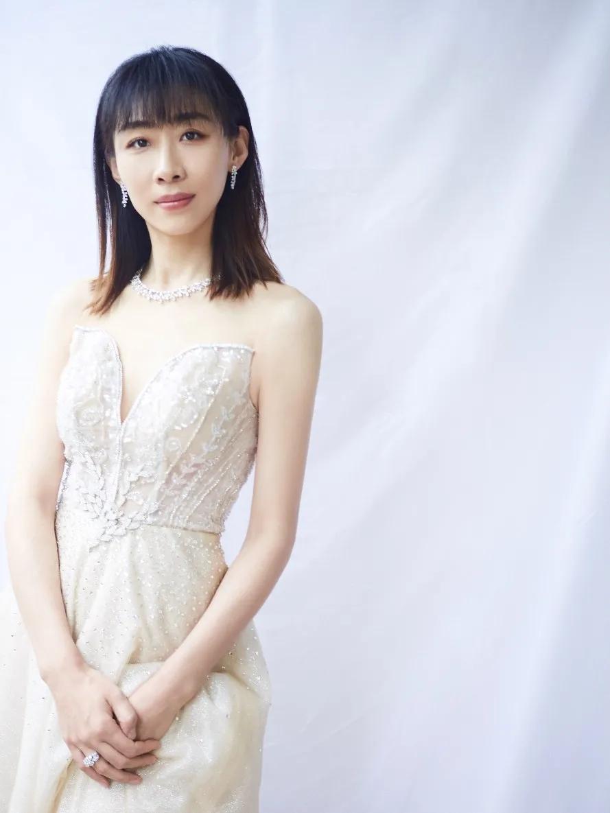 Ren Suxi—A powerful actress who interprets roles with acting skills ...