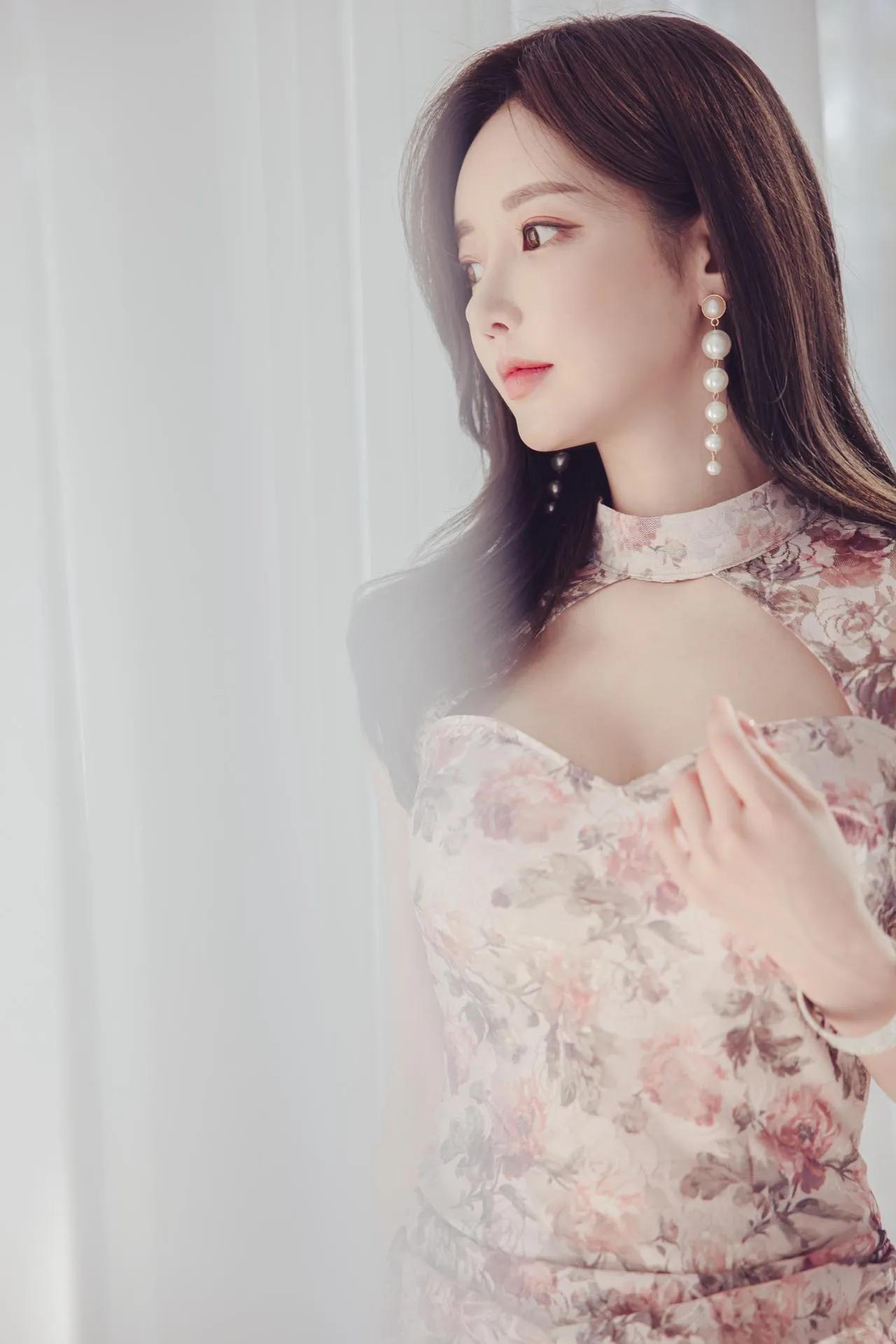 Sun Yunzhu's beautiful pictures to share - iNEWS