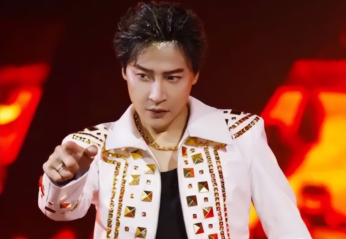 Chen Zhipeng is no longer "extraordinary clothes", and his appearance ...