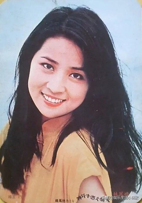 Jackie Chan's wife Lin Fengjiao, she was so beautiful when she was ...