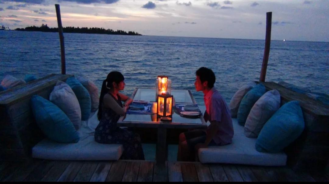 From "mead" to "honeymoon period" How did an ancient custom evolve