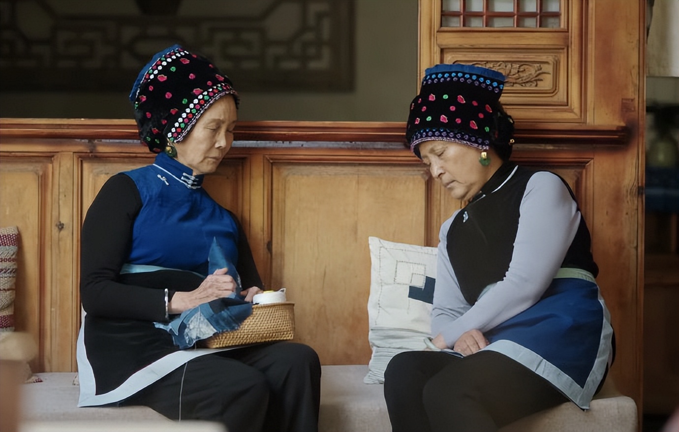 Meet Yourself, heal, find yourself! iNEWS