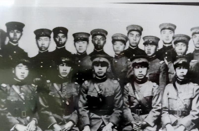 Air Force God Gao Zhihang: Dubbed the lame pilot, when he died, he ...