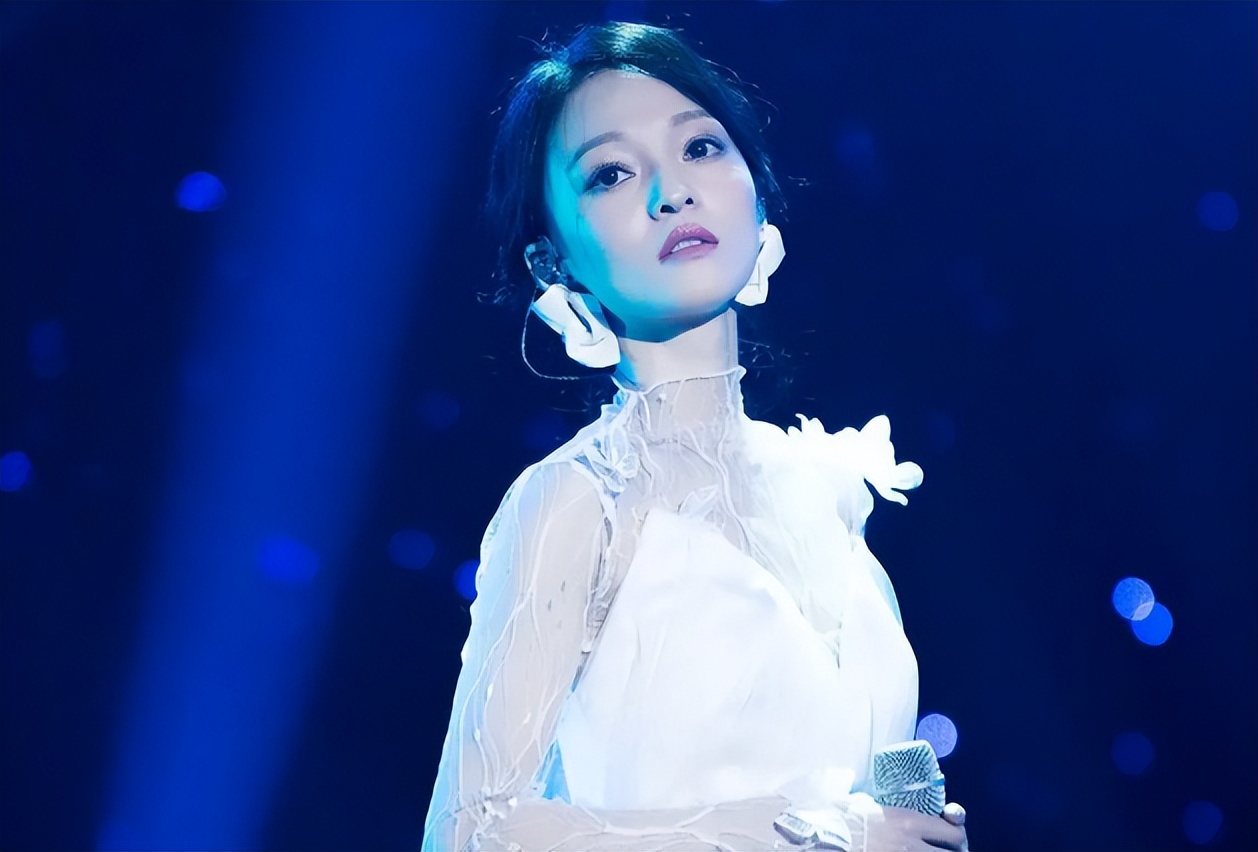 "Invisible Wings" Captured the hearts of thousands of girls and became