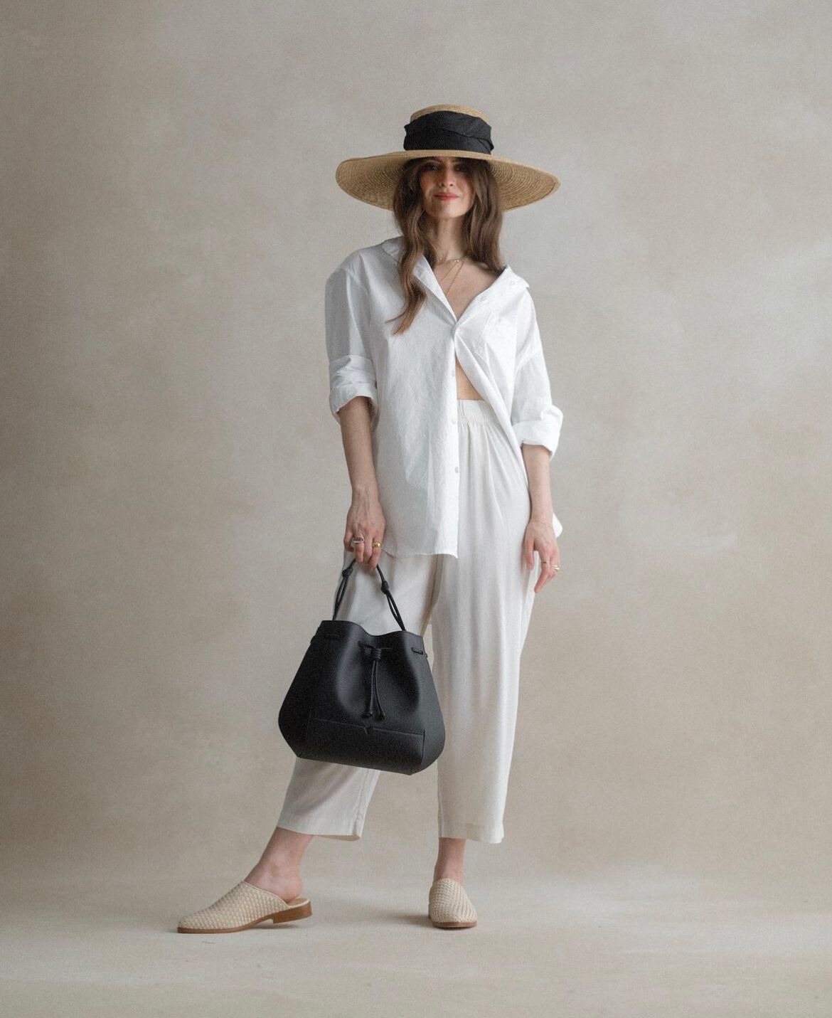 Whatever Looks Good You can wear whatever clothes you are! The S shape is beautiful in ...