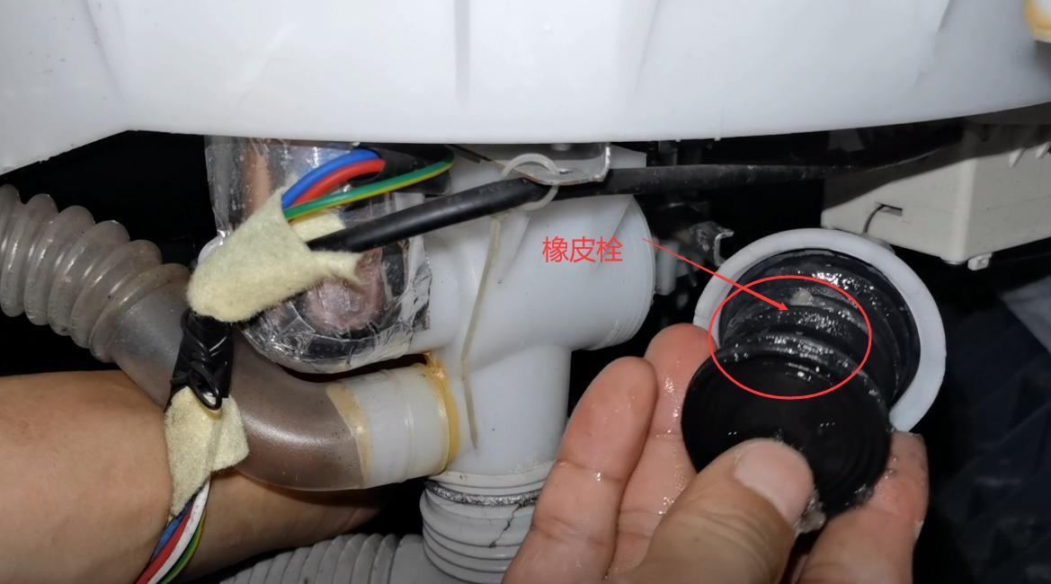 The washing machine does not store water in the water, the maintenance