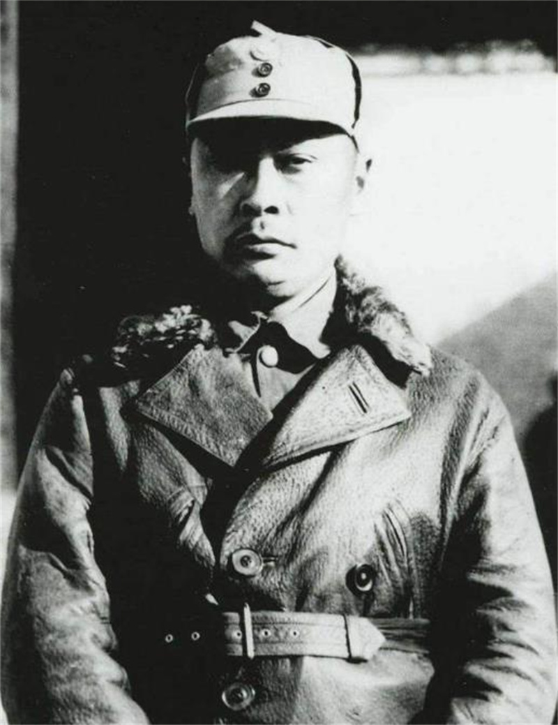 The New Fourth Army captured the Lieutenant General of the National