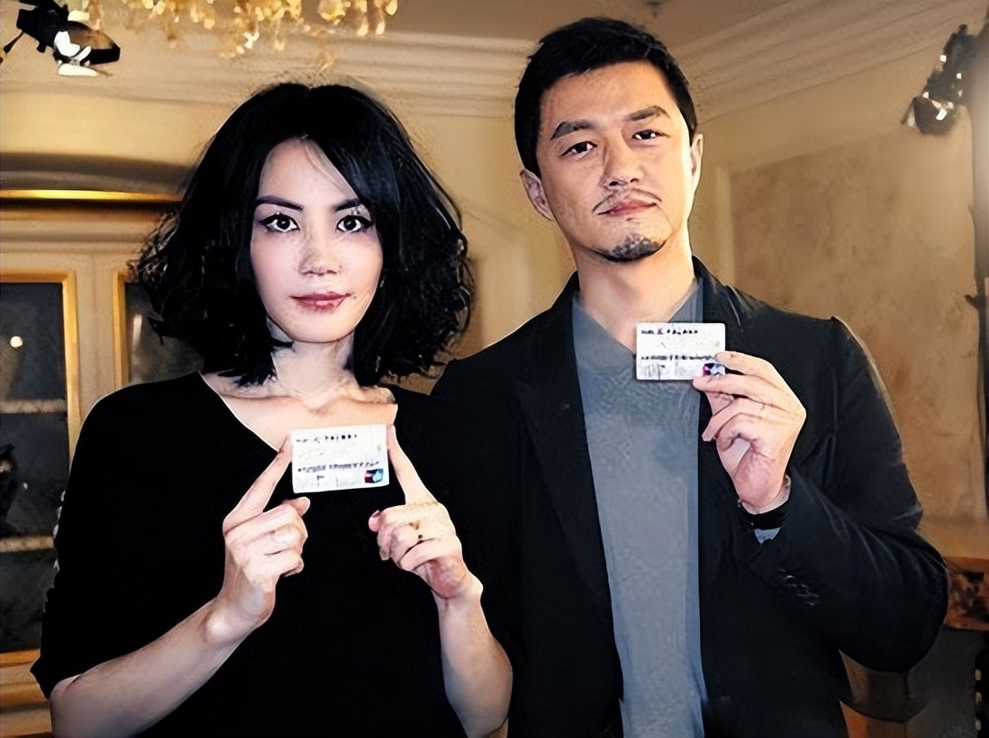 Ly Yan Nine years after divorcing Faye Wong, Li Yapeng married a 19-year-old ...