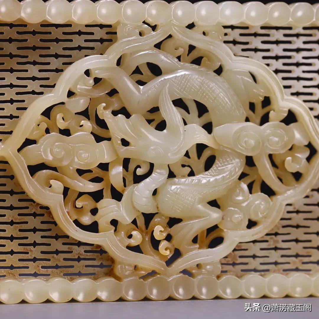 Hetian jade double deer dragon pattern jade piece, size: 9.7**8.6**0.95 ...