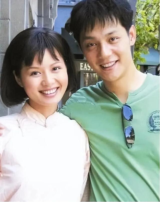 After 8 years of divorce, look at the current situation of Cheng Su and ...