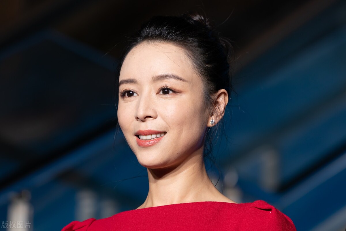 The peacock princess Zhang Jingchu failed to force her to take the top ...