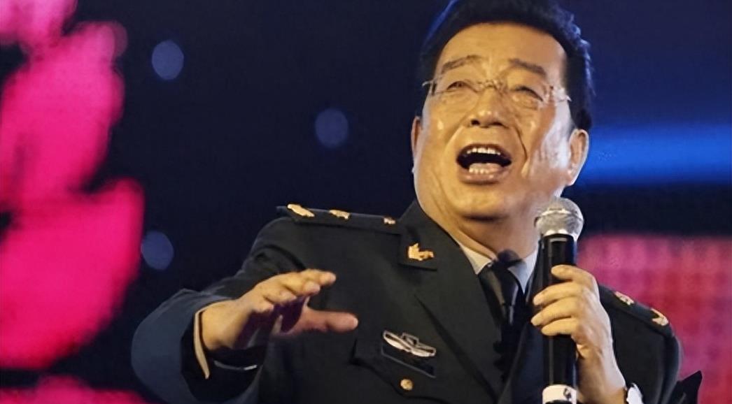 The persona collapsed! Meng Ge cried and broke the news, denounced Li ...