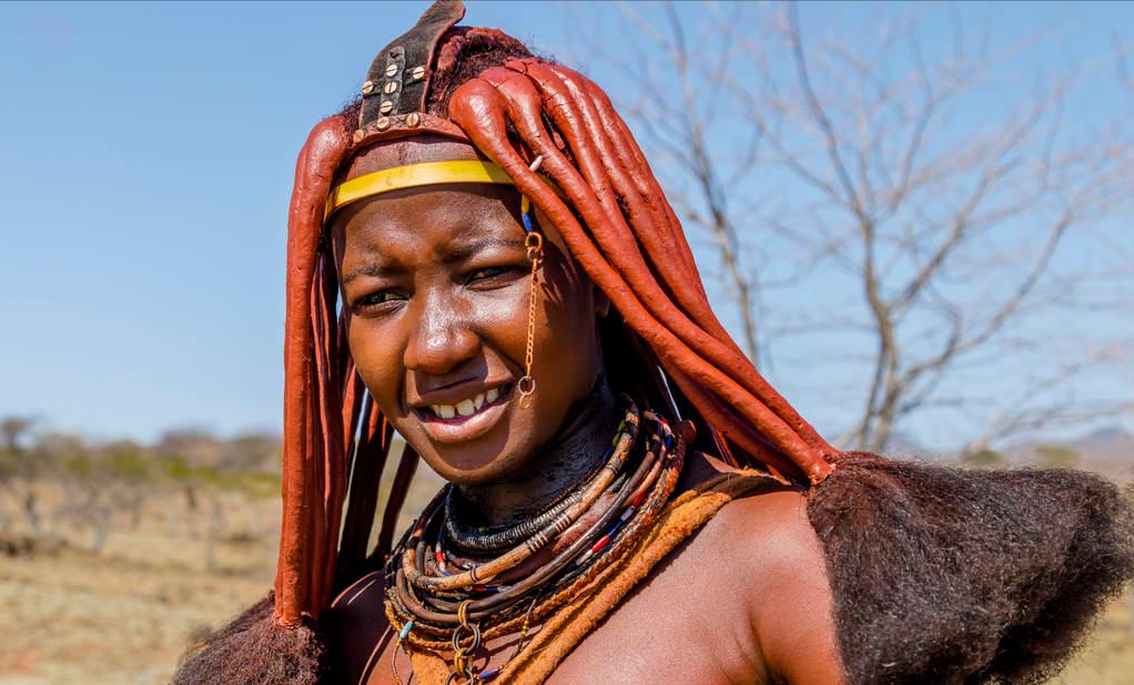 African open tribes, women don't like to wear tops, men
